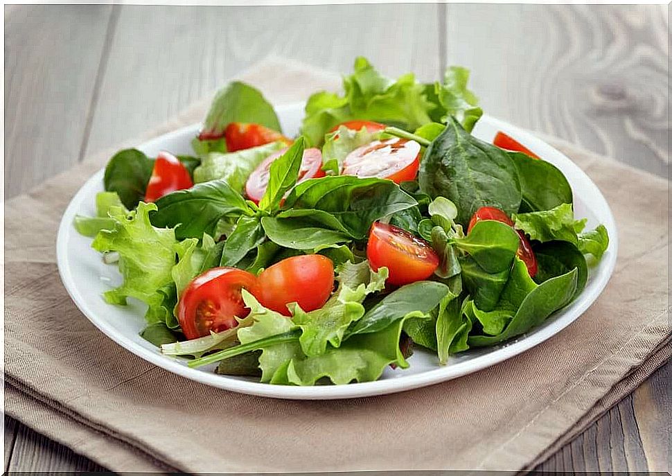 to lose weight eat salads