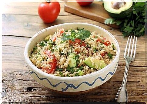 Learn How To Make Healthy Quinoa Salads