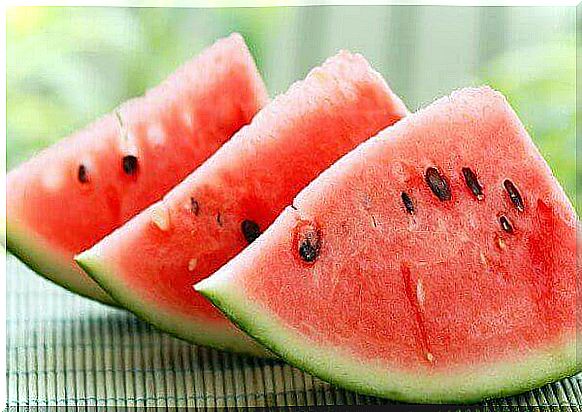 Watermelon helps to lose weight