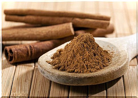 Cinnamon helps to lose weight.