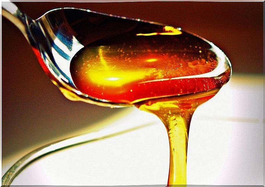 a spoon of honey before sleeping