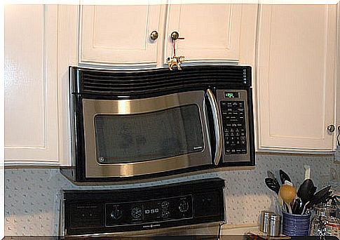 The dangers of the microwave.